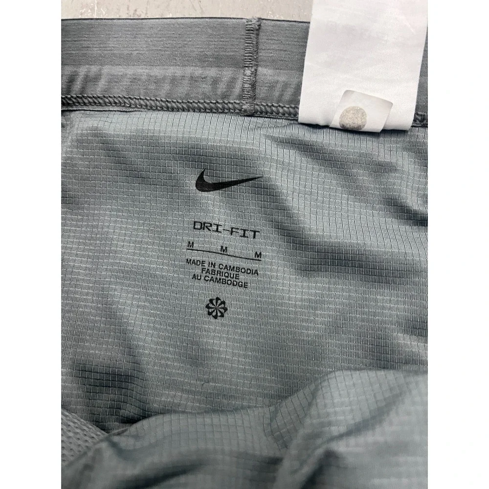 Nike Dri-Fit Stride Running Shorts Mens Medium Gray Drawstring Waist Activewear